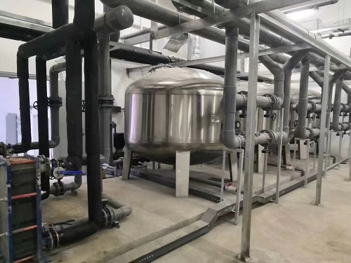 不锈钢过滤砂缸是亚洲91麻豆又大又粗又黄设备中比较好的过滤设备